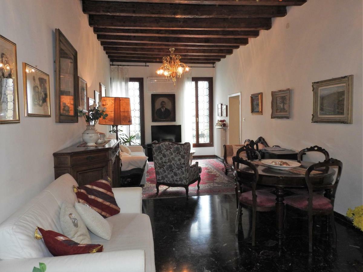 La Poetessa Apartment Venice Exterior photo